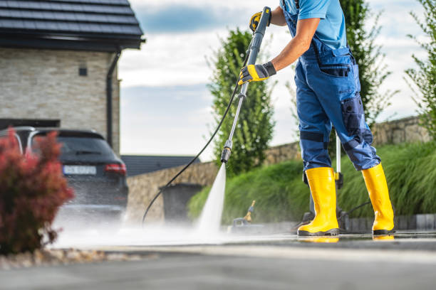 Best Driveway Pressure Washing  in Kennett Square, PA